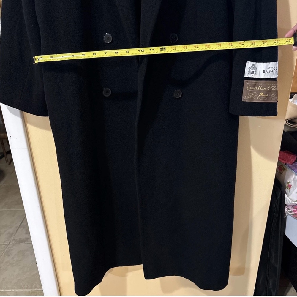 Aritzia Babaton Long Black Teddy Coat. Size: 3 - Picture 11 of 13